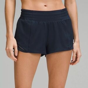 Lululemon Size 6 Hotty Hot High-Rise Short 2.5” - True Navy
